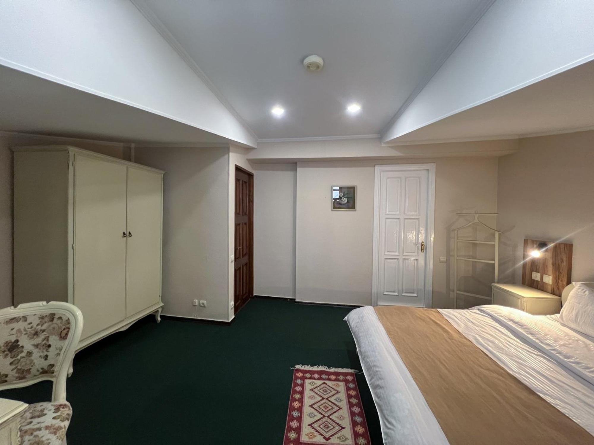 Madera Hotel Tbilisi Exterior photo